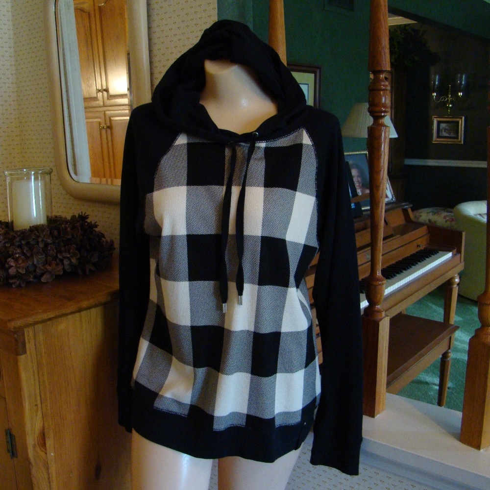 Ralph Lauren Black and Cream  Buffalo Check Long Sleeve Hoodie Shirt, Size L